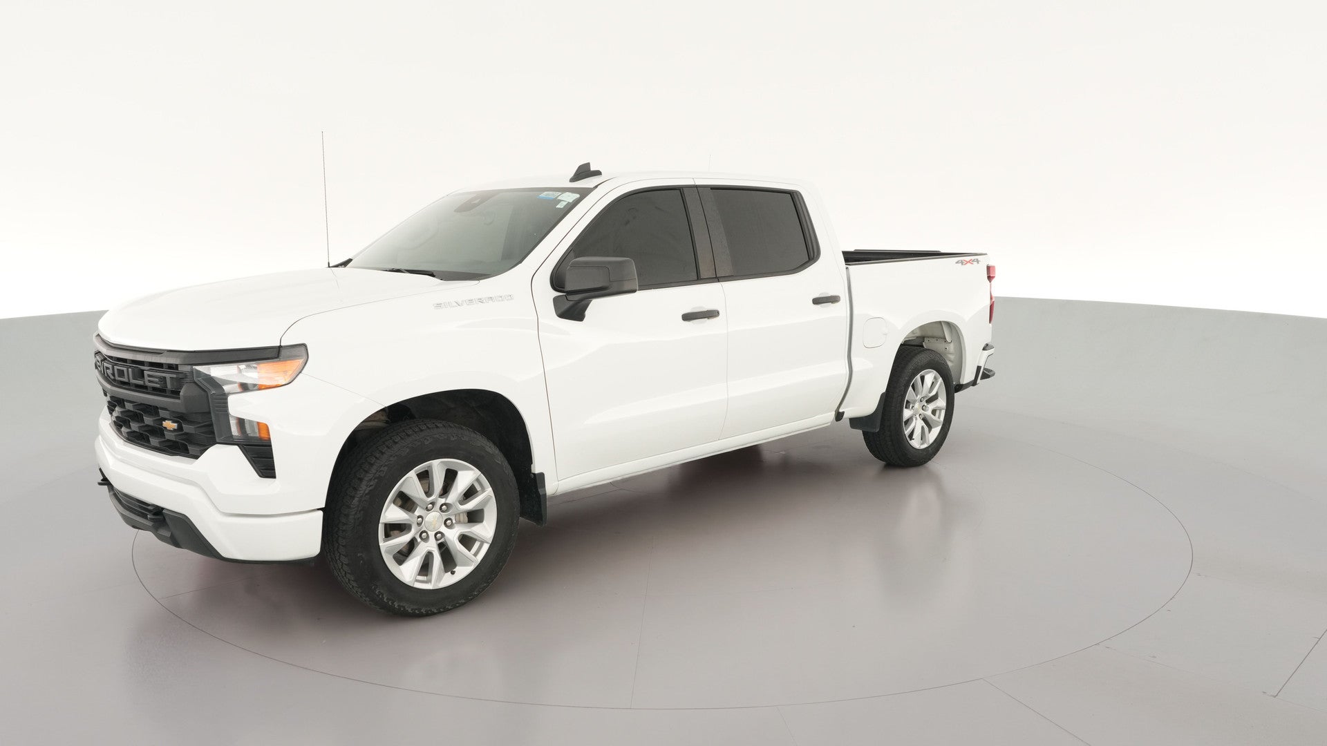 2023 Chevrolet Silverado 1500 Crew Cab vehicle photo
