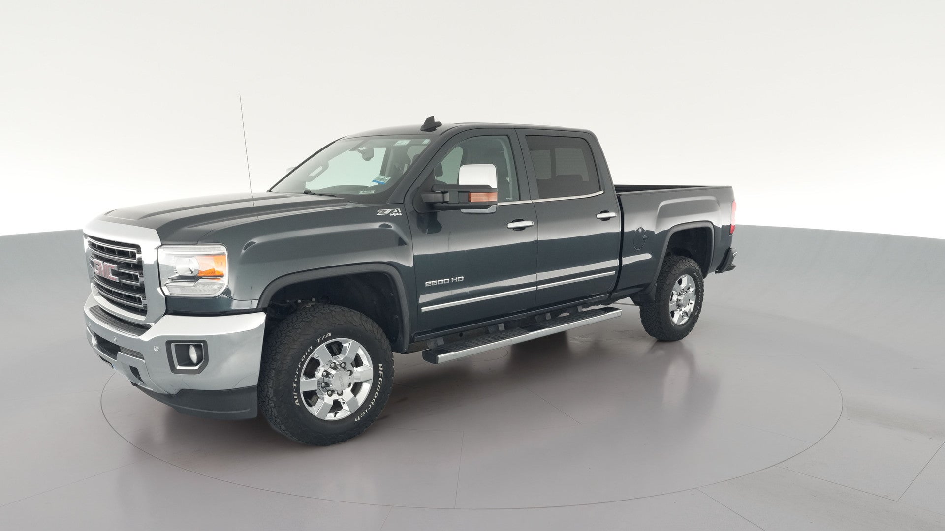 2017 GMC Sierra 2500 HD Crew Cab vehicle photo