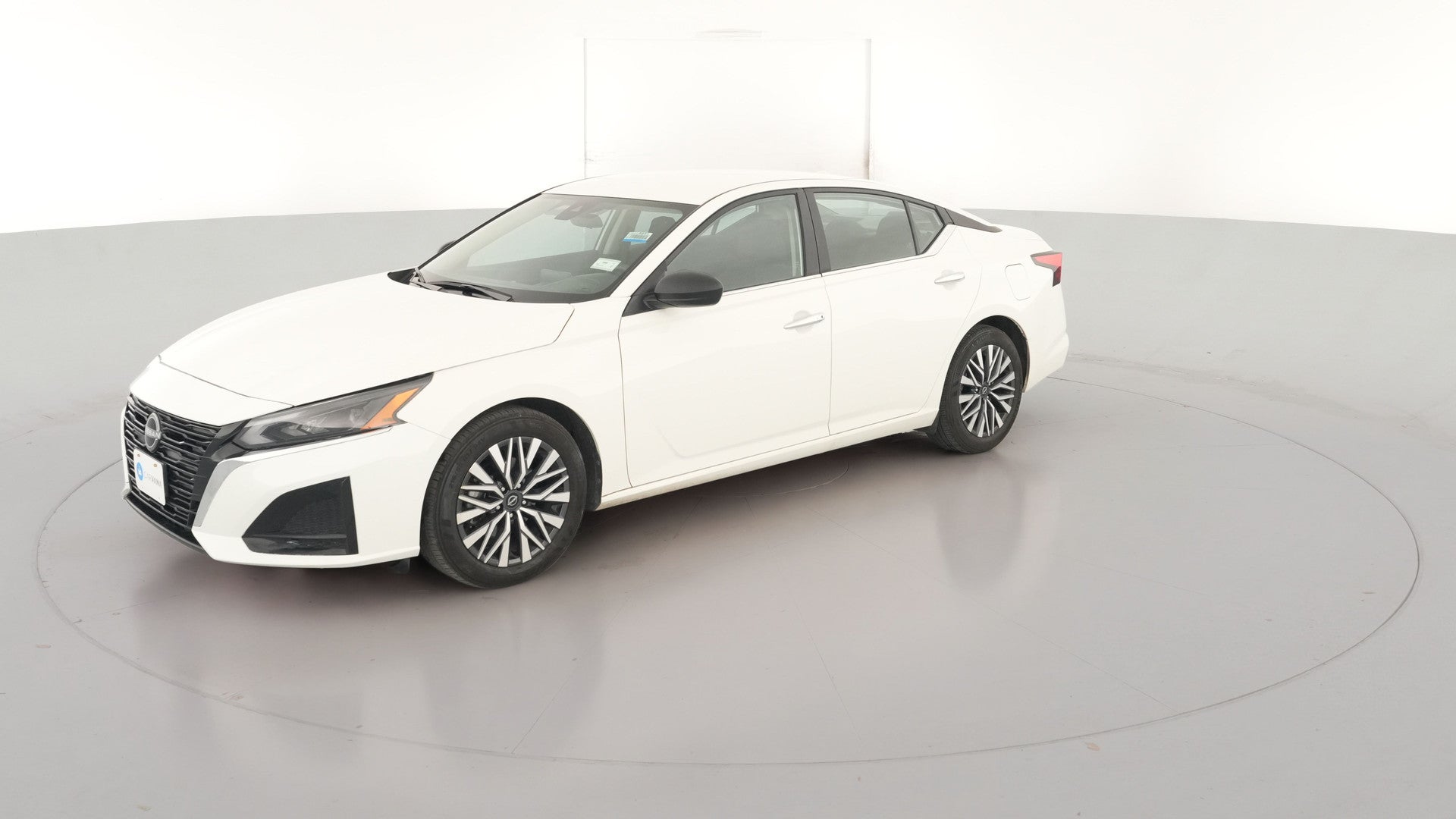 2025 Nissan Altima vehicle photo