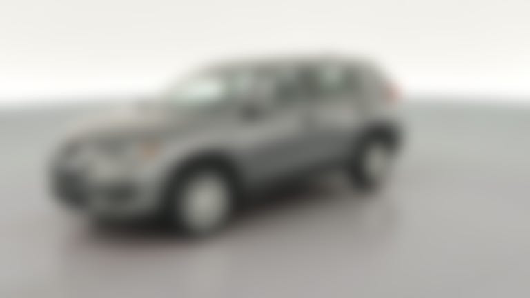 2020 Nissan Rogue vehicle photo