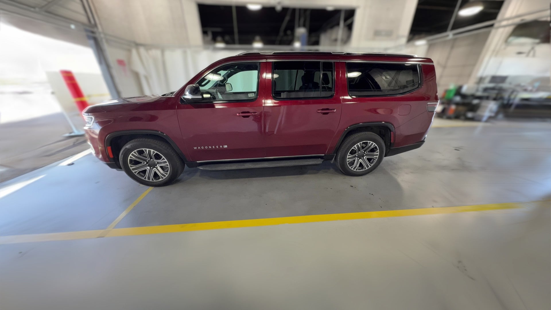 2023 Jeep Wagoneer L vehicle photo