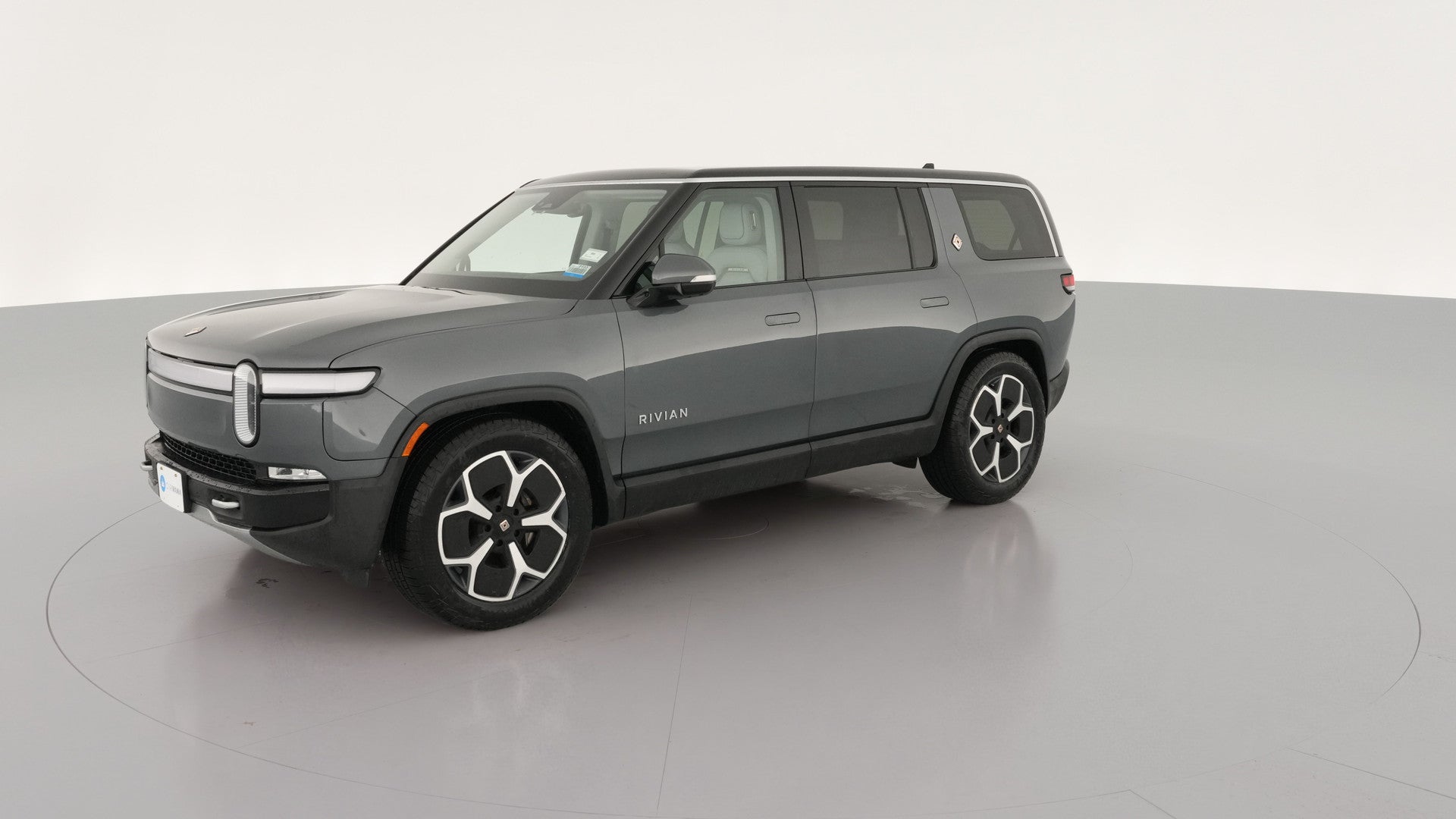 2024 Rivian R1S vehicle photo
