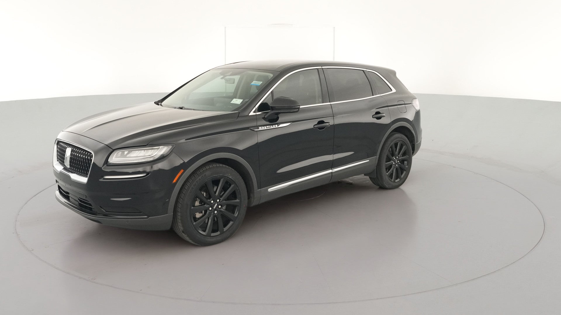 2022 Lincoln Nautilus vehicle photo