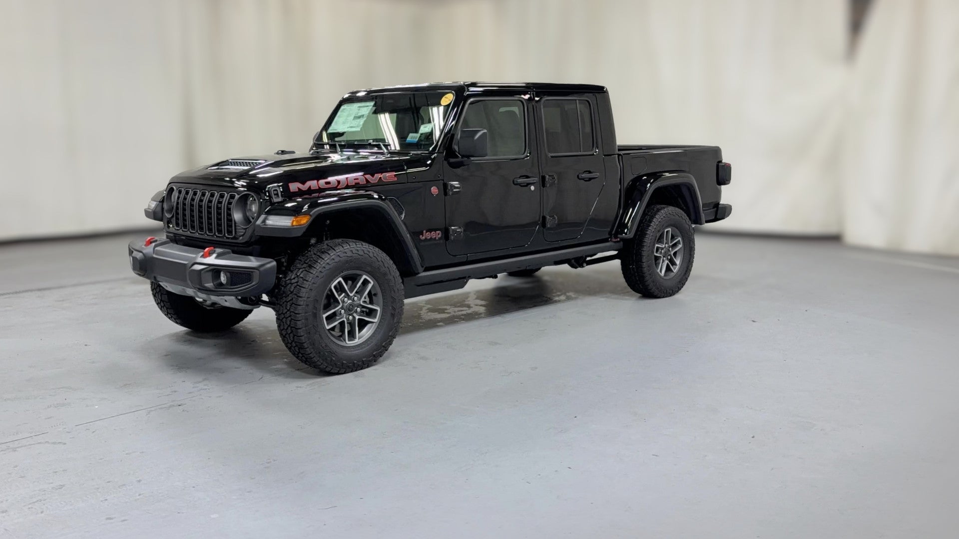 2026 Jeep Gladiator vehicle photo