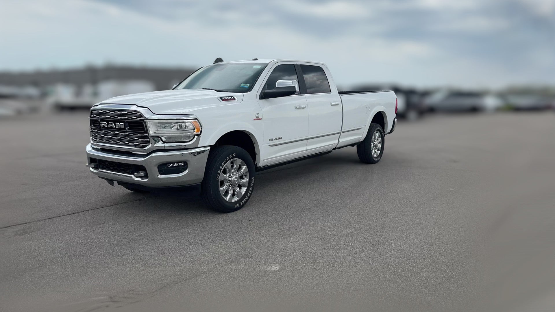 2022 Ram 3500 Crew Cab vehicle photo