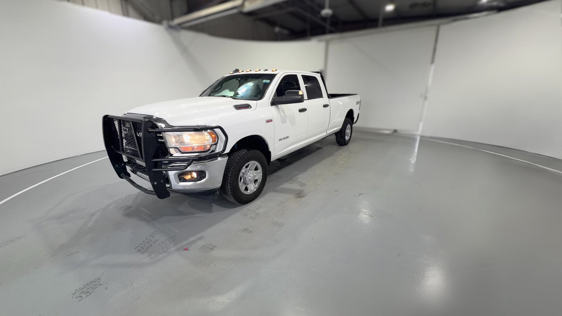 2022 Ram 2500 Crew Cab vehicle photo