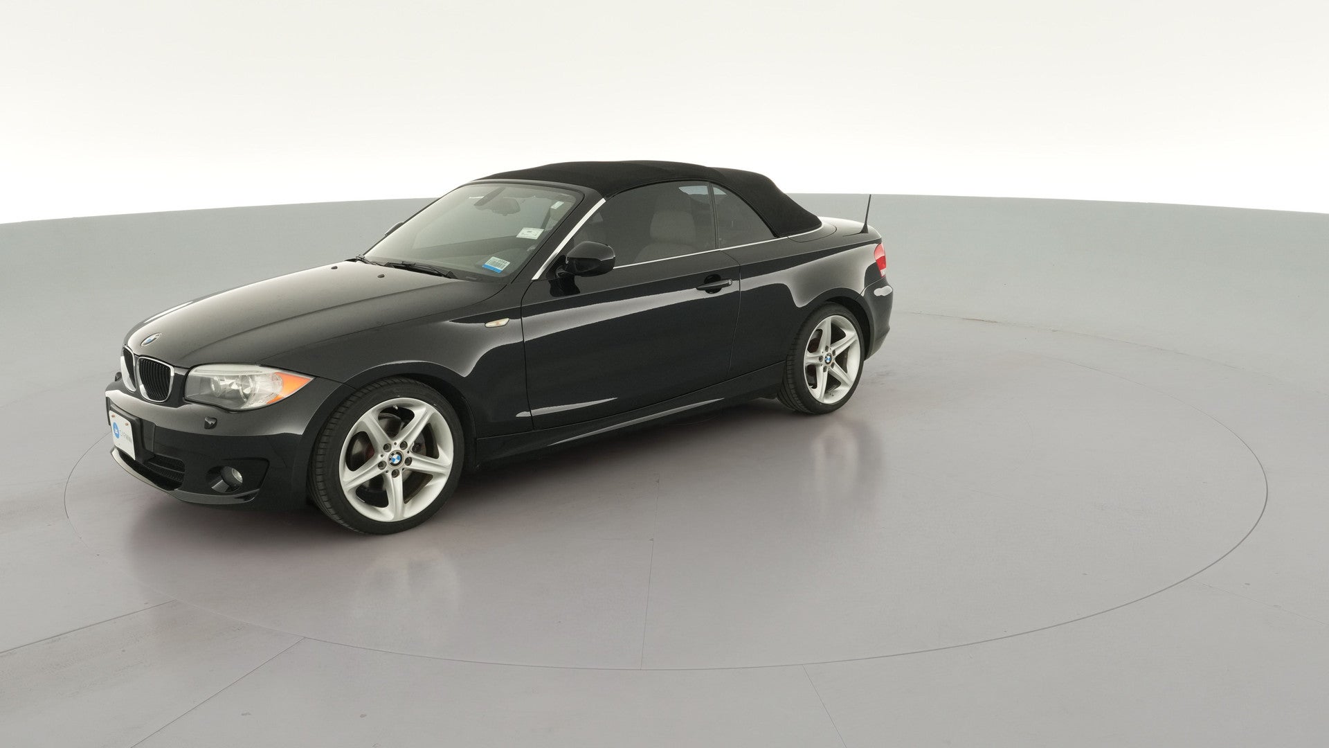 2013 BMW 1 Series vehicle photo