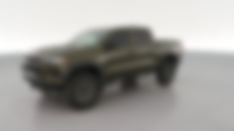 2025 Chevrolet Colorado Crew Cab vehicle photo
