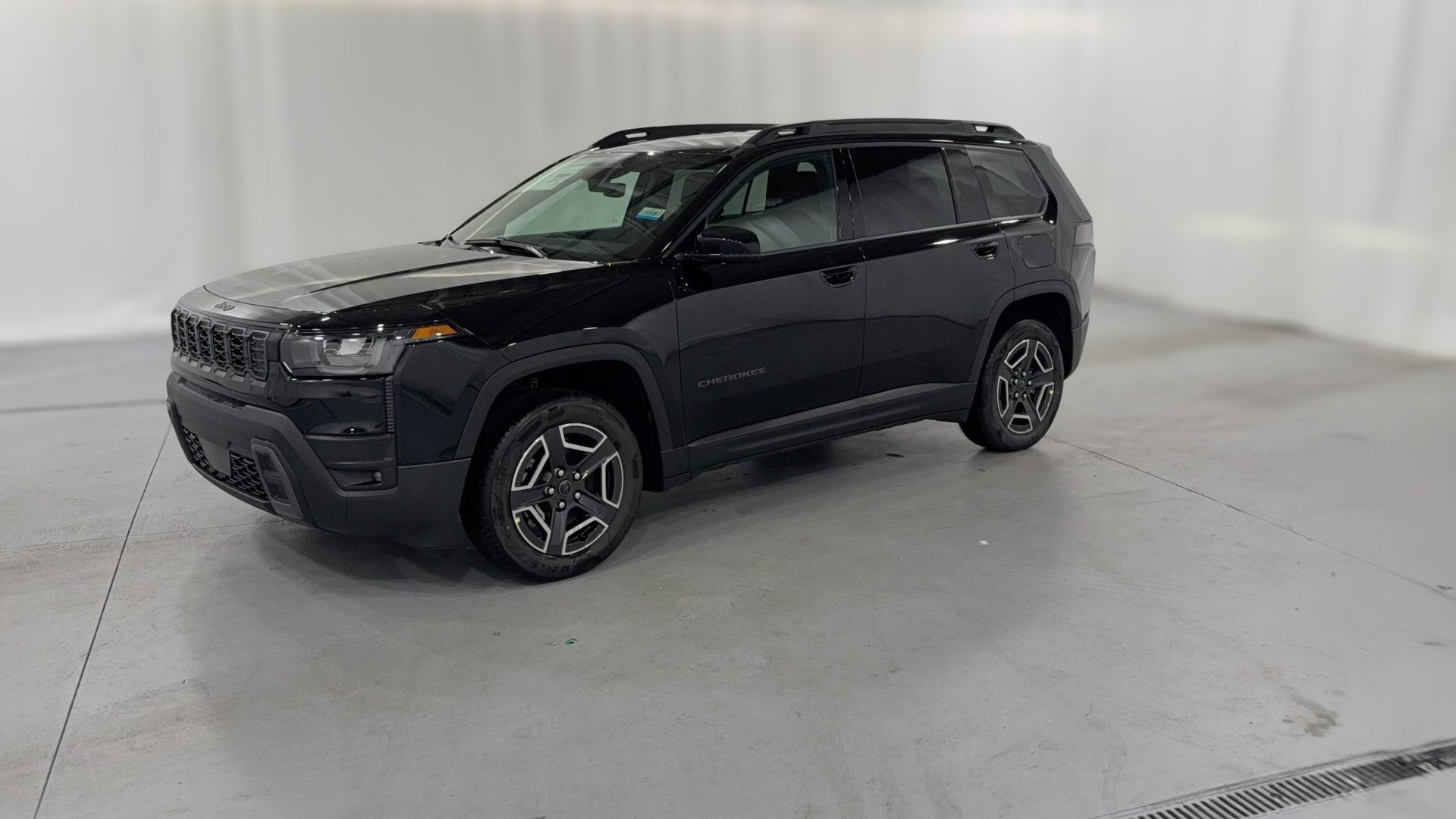 2026 Jeep Cherokee vehicle photo