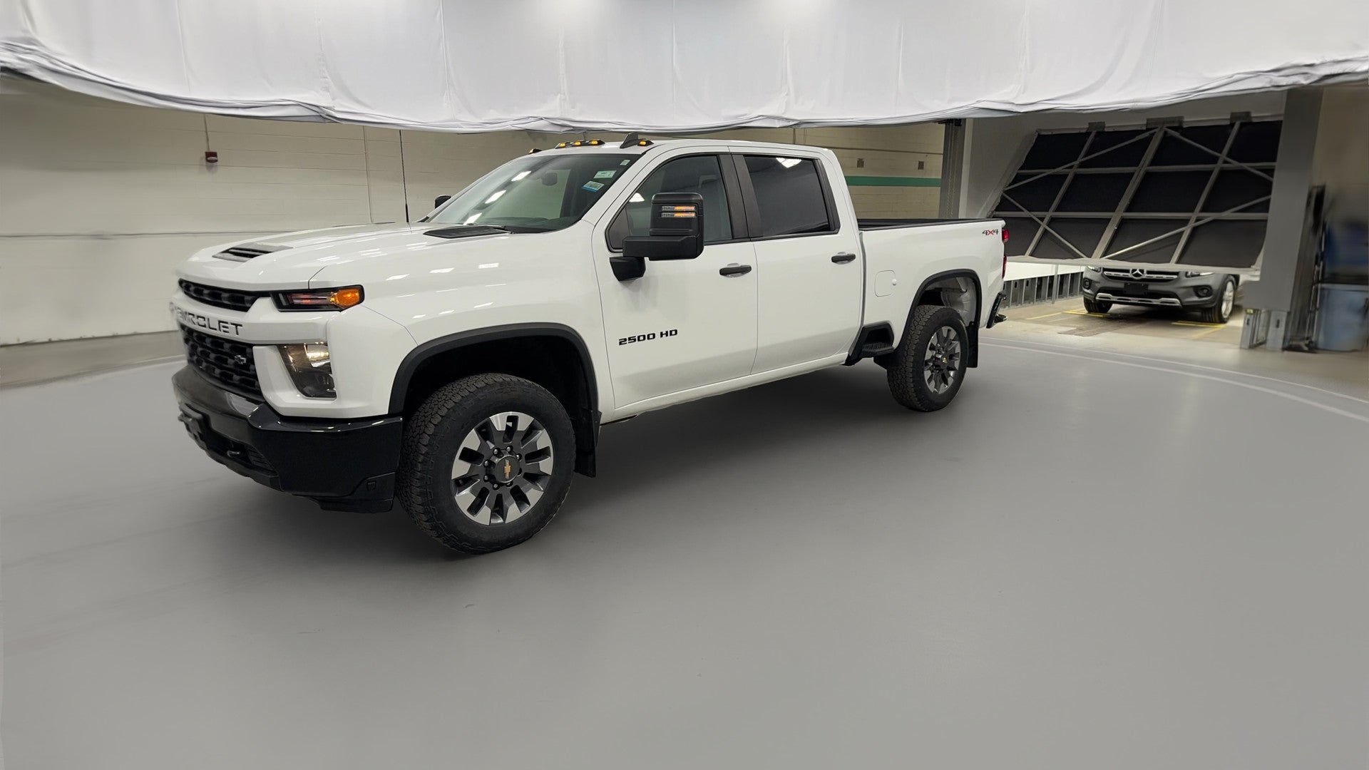 2021 Chevrolet Silverado 2500 HD Crew Cab vehicle photo