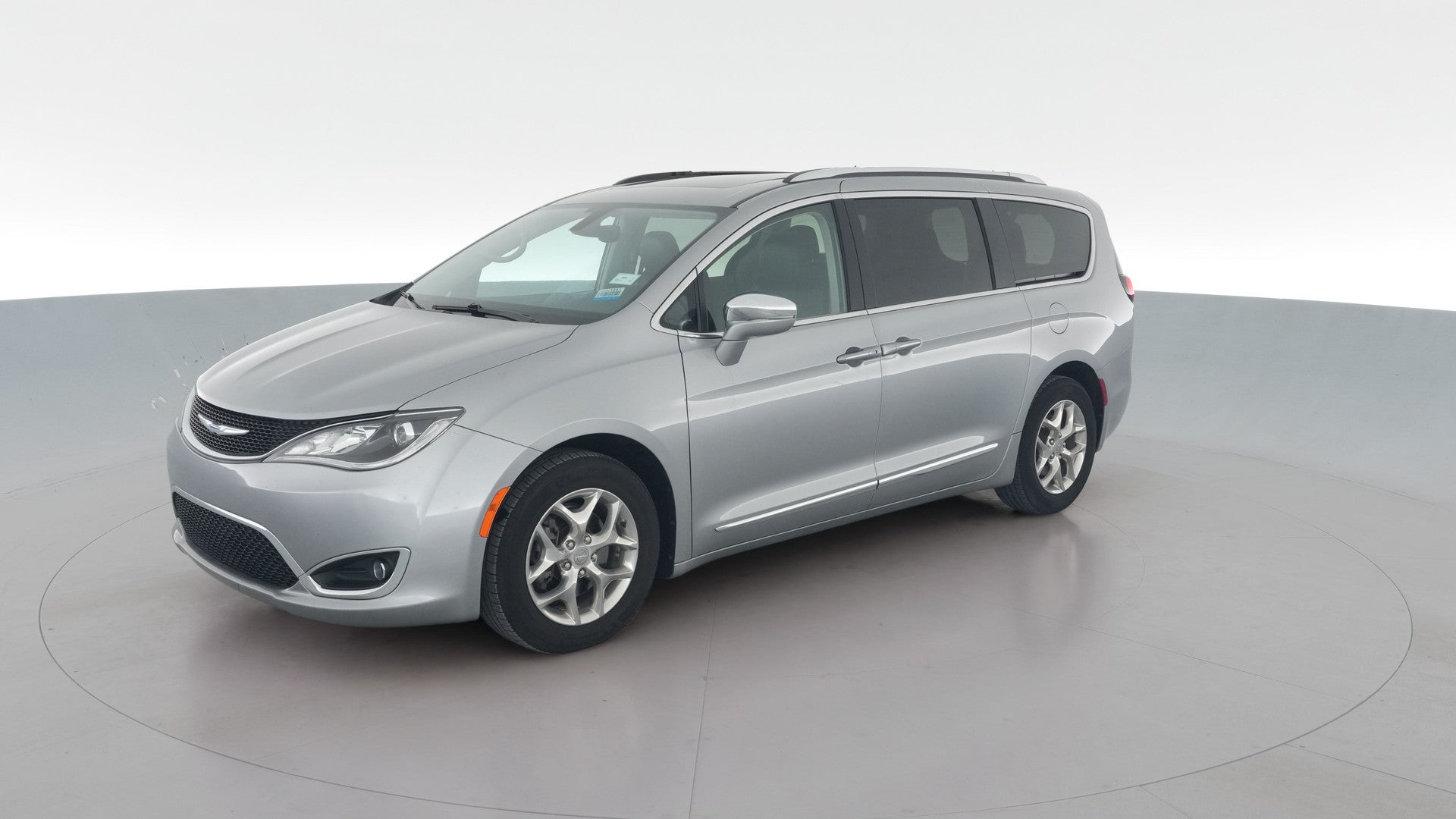 2018 Chrysler Pacifica vehicle photo