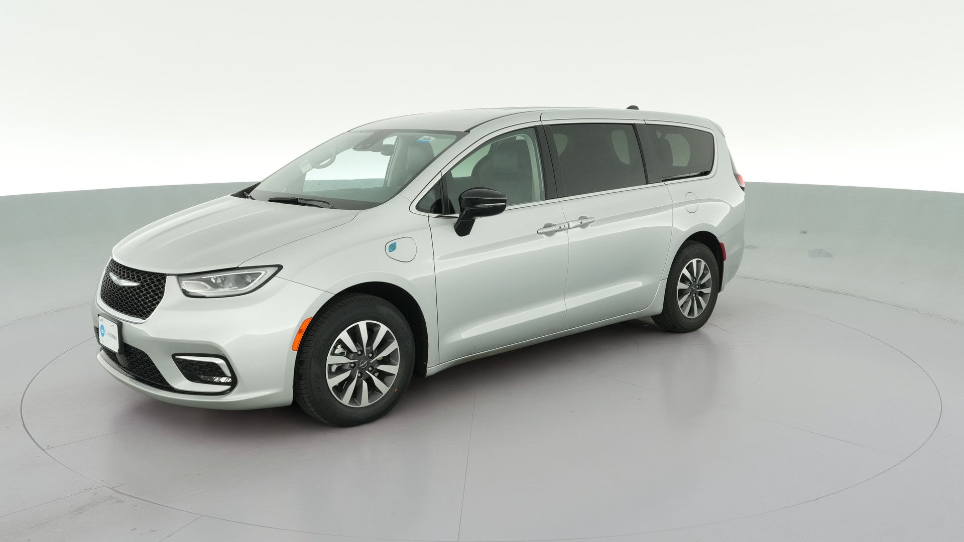 2024 Chrysler Pacifica Hybrid vehicle photo