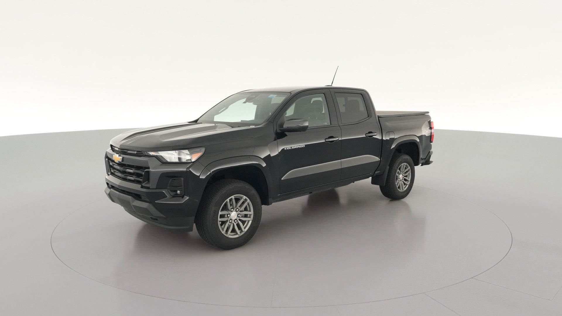 2024 Chevrolet Colorado Crew Cab vehicle photo