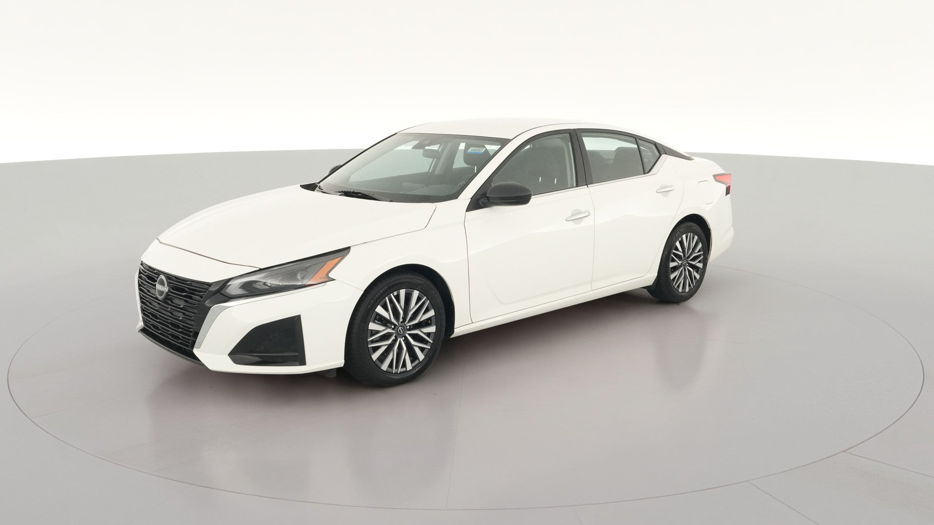 2025 Nissan Altima vehicle photo