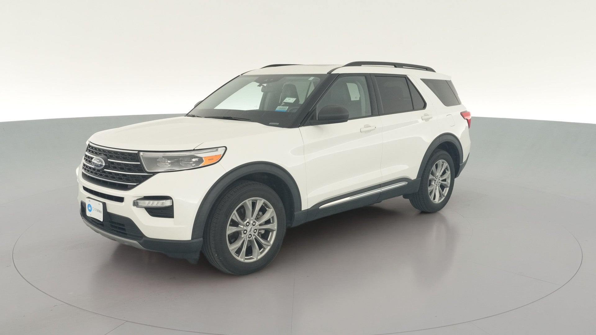 2021 Ford Explorer vehicle photo