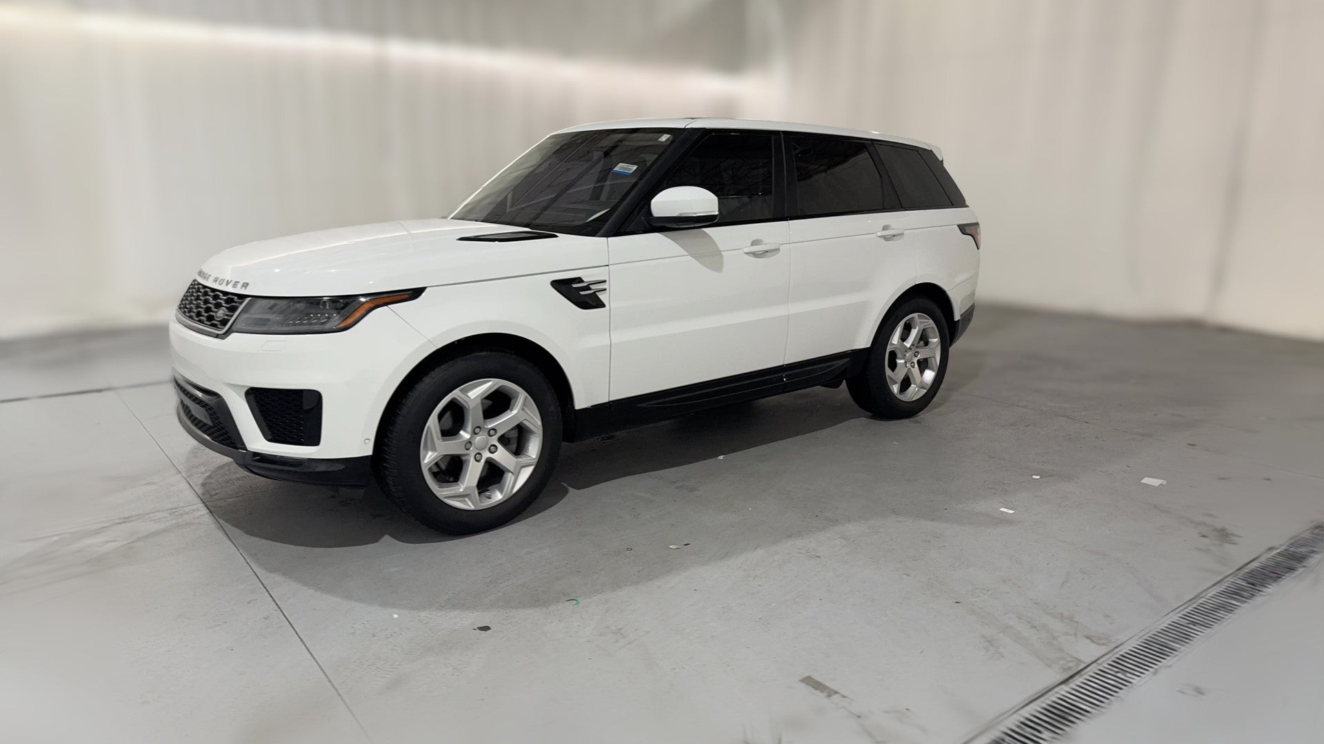 2019 Land Rover Range Rover Sport vehicle photo