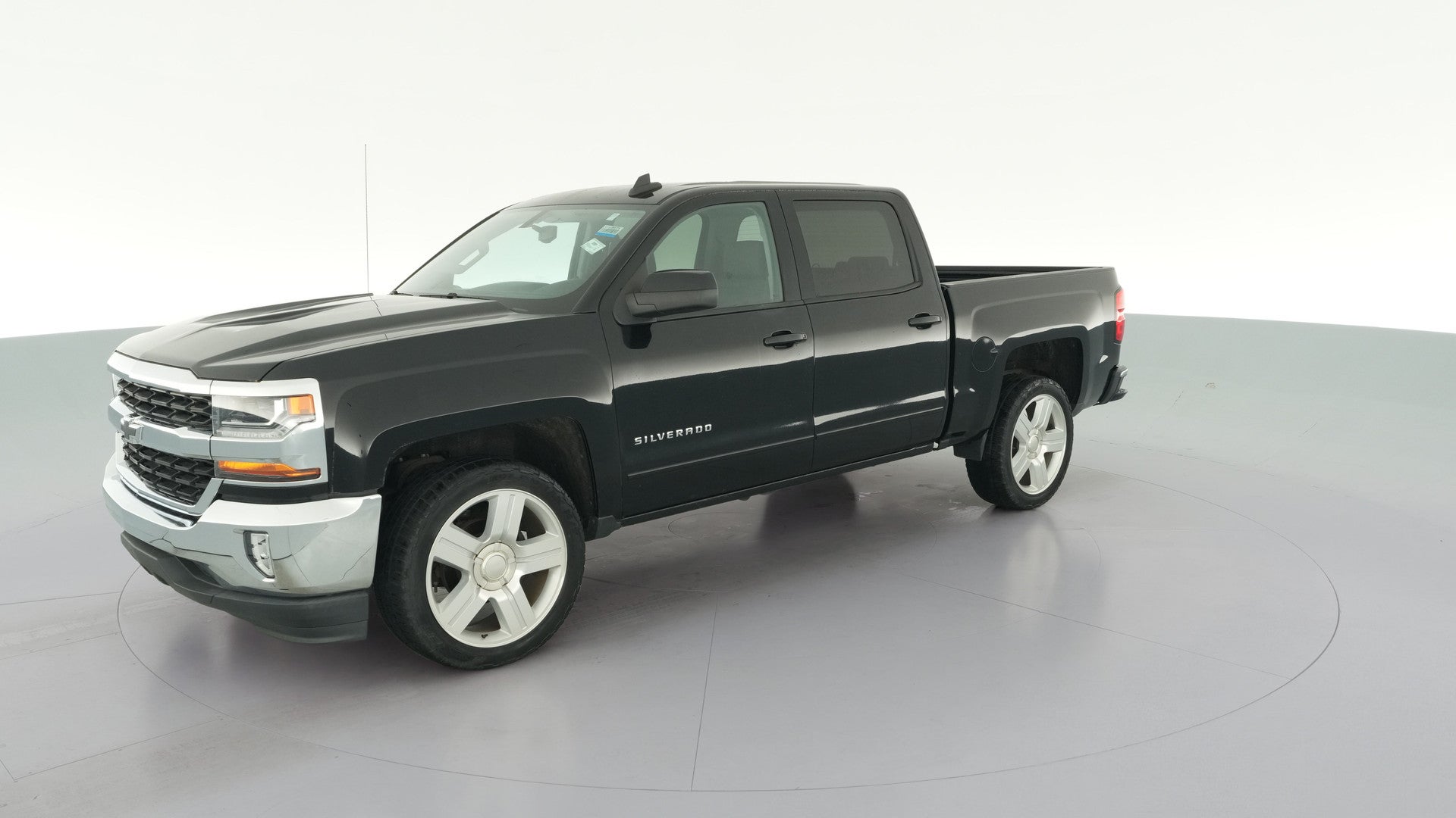 2017 Chevrolet Silverado 1500 Crew Cab vehicle photo
