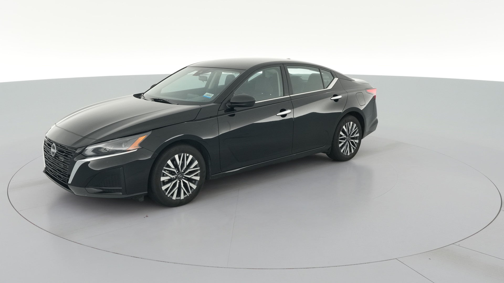 2025 Nissan Altima vehicle photo