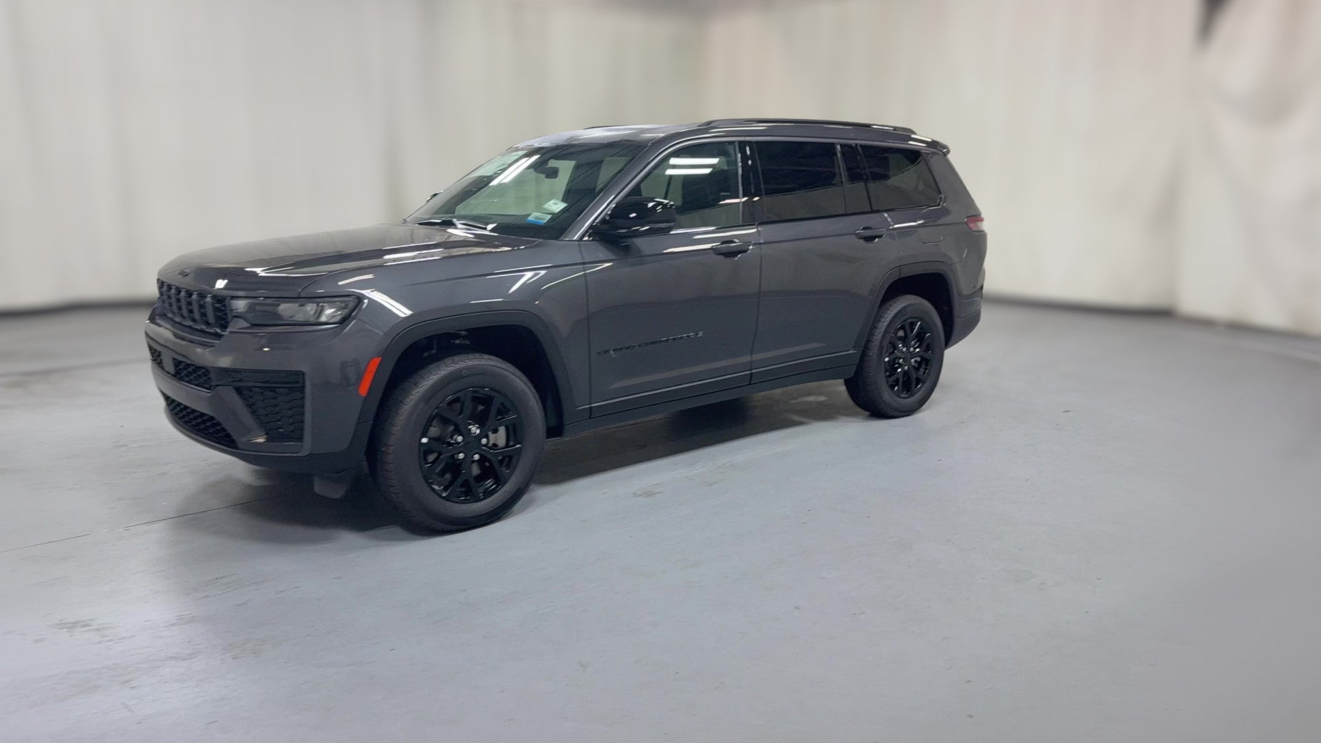 2026 Jeep Grand Cherokee L vehicle photo