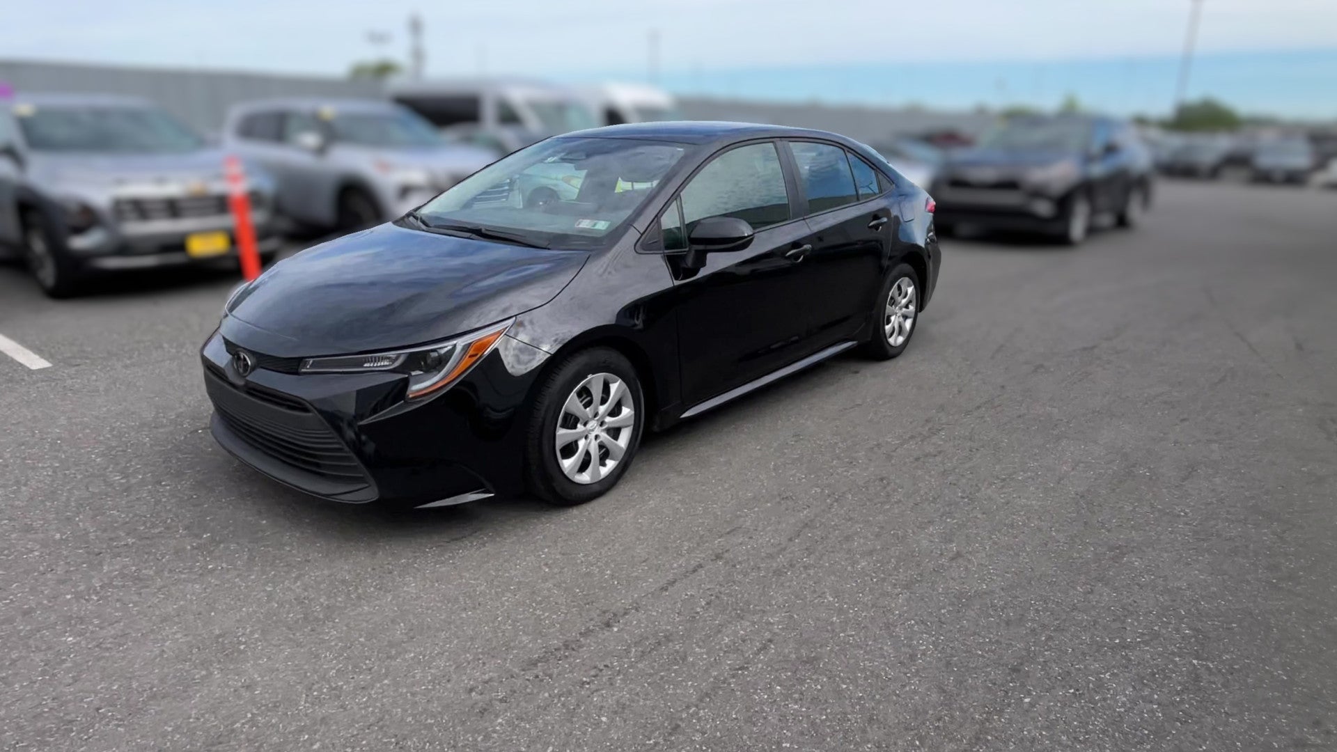 2025 Toyota Corolla vehicle photo