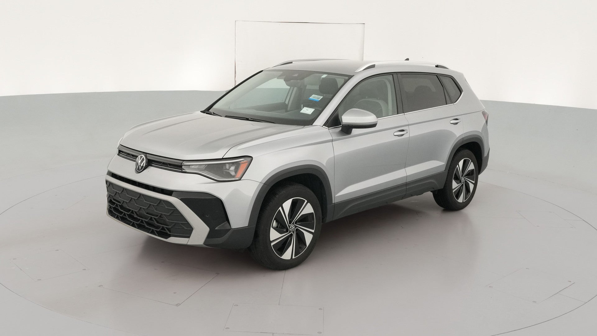 2025 Volkswagen Taos vehicle photo