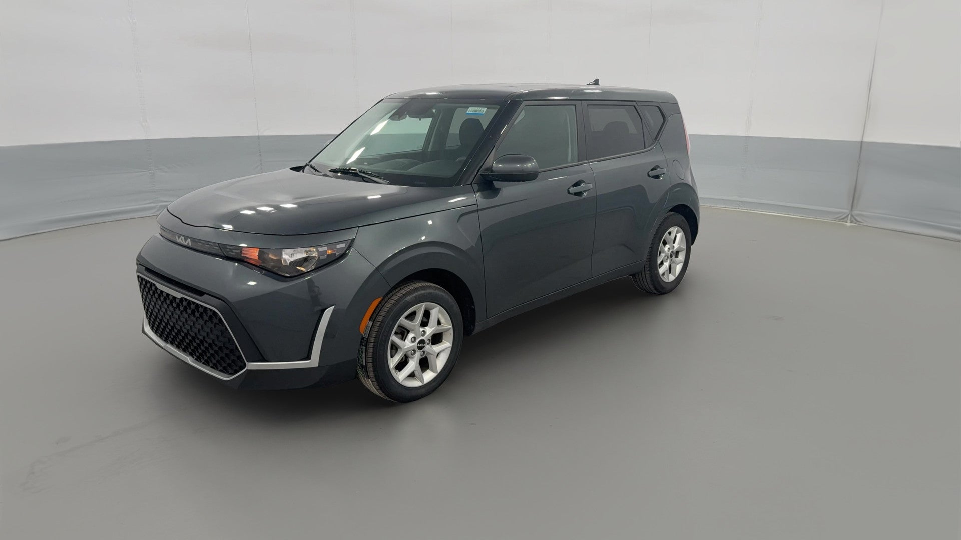 2025 Kia Soul vehicle photo