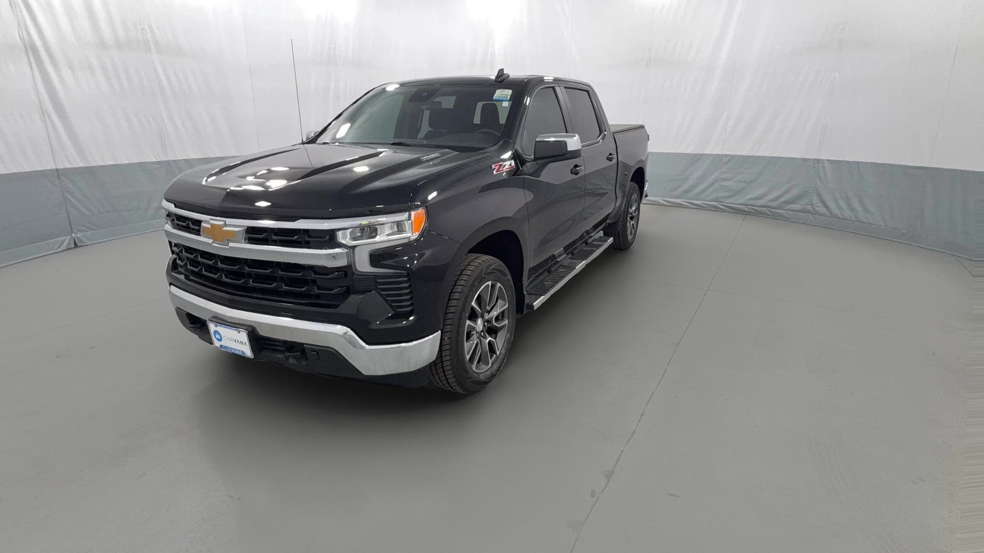 2024 Chevrolet Silverado 1500 Crew Cab vehicle photo
