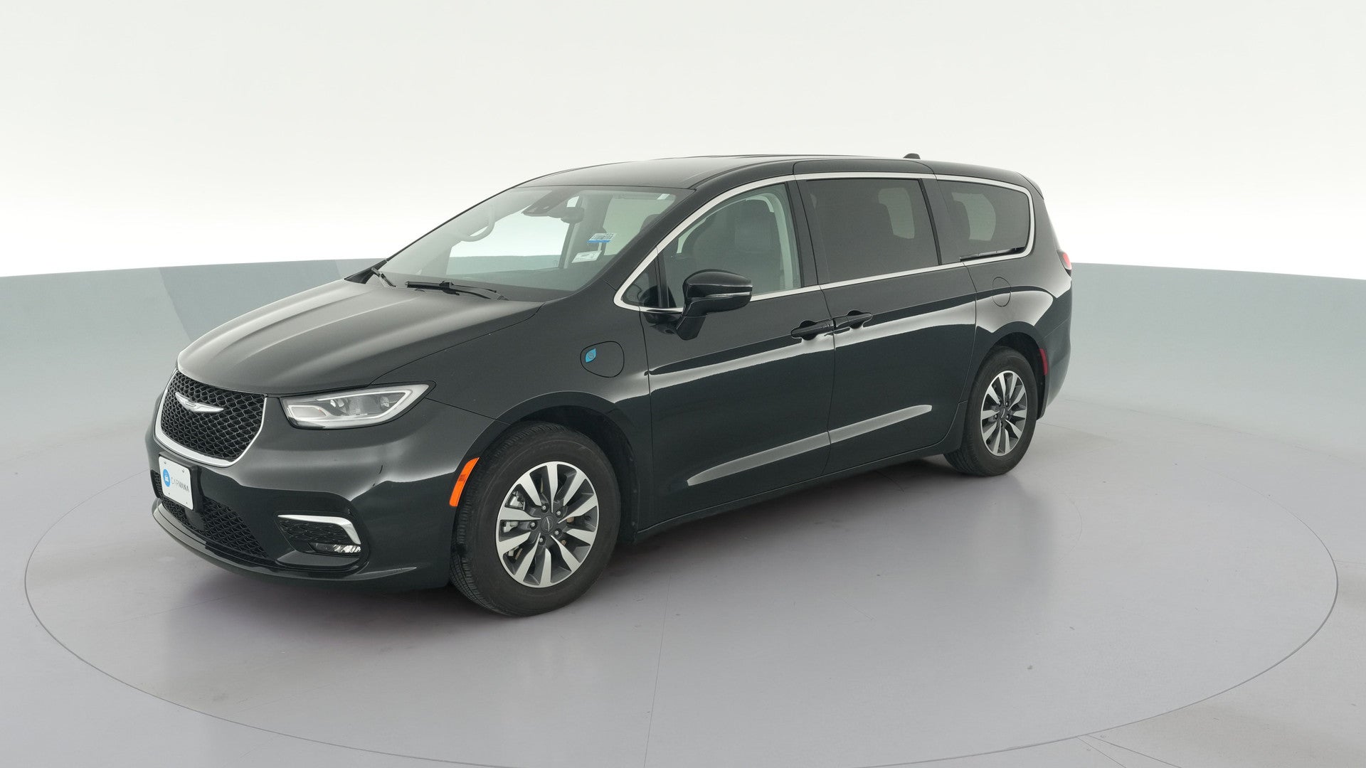 2024 Chrysler Pacifica Hybrid vehicle photo