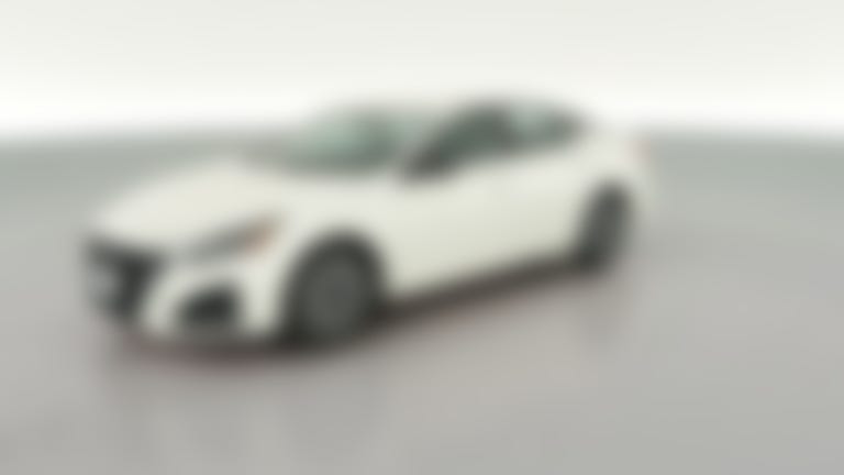 2025 Nissan Altima vehicle photo