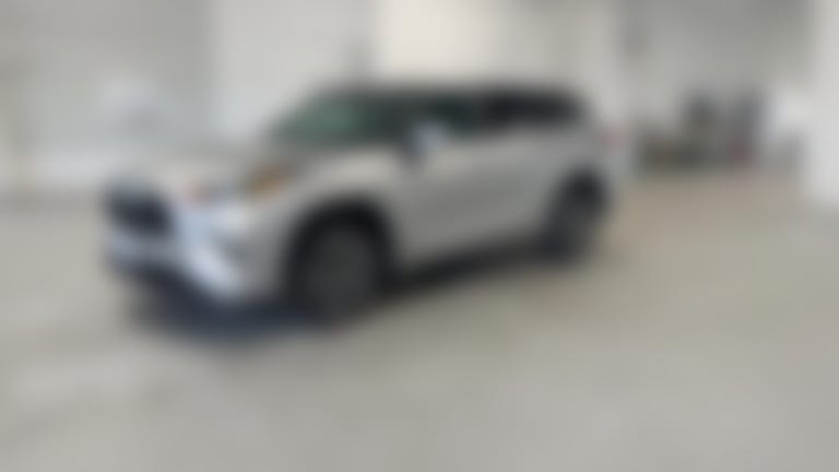 2024 Toyota Highlander Hybrid vehicle photo