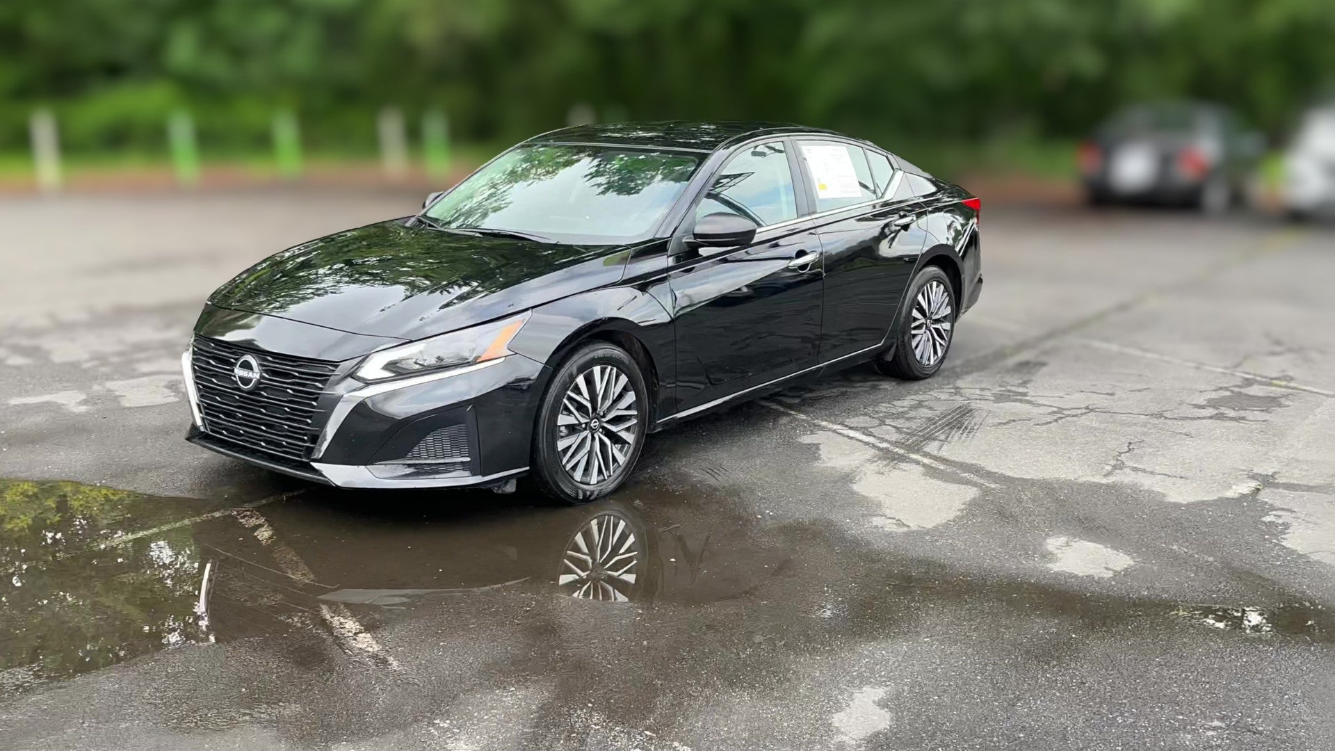 2025 Nissan Altima vehicle photo