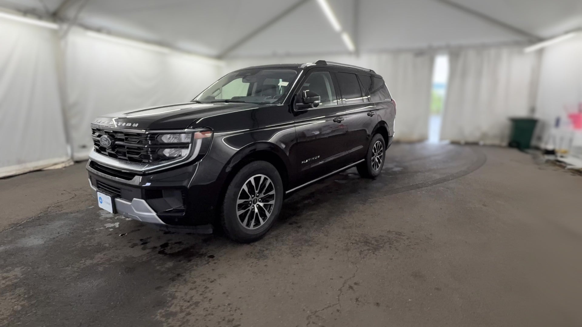 2025 Ford Expedition vehicle photo