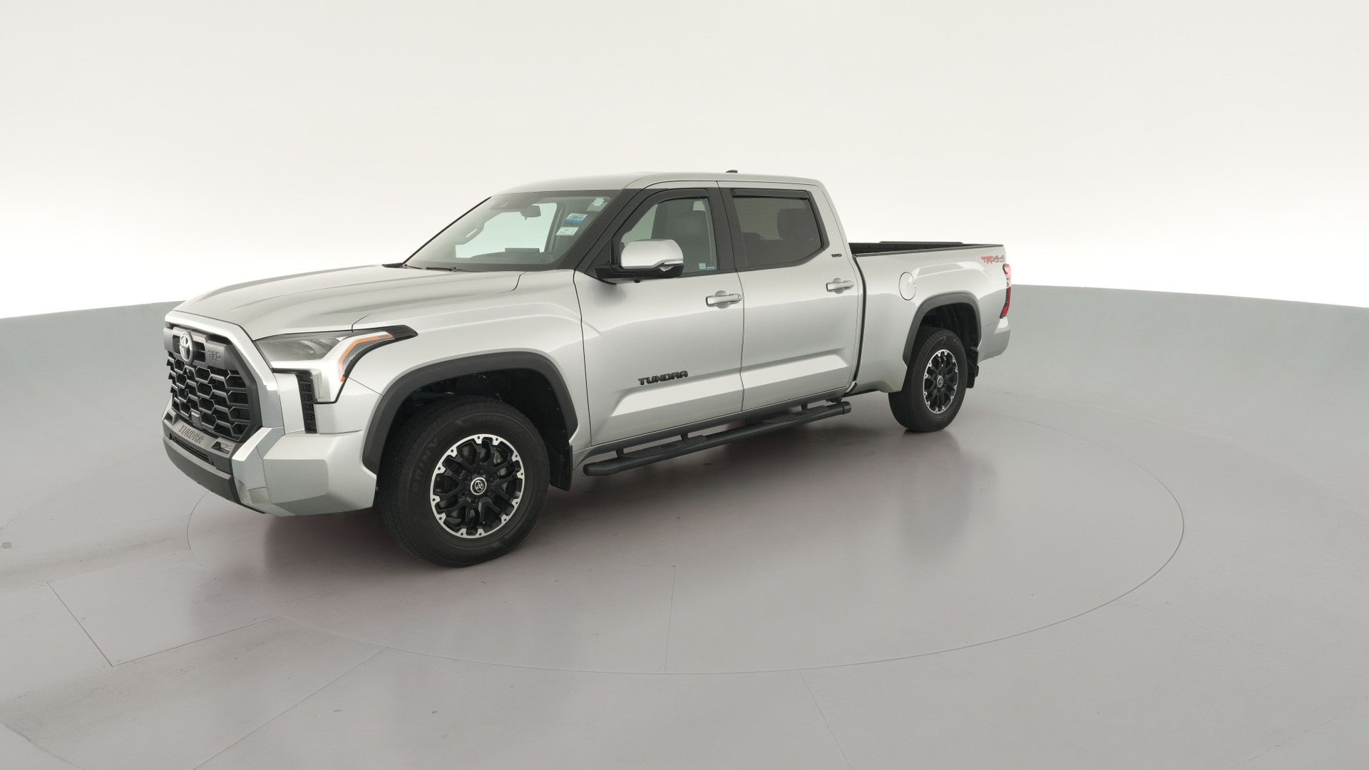 2022 Toyota Tundra CrewMax vehicle photo