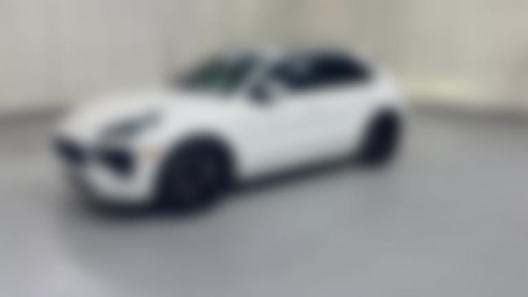 2021 Porsche Macan vehicle photo