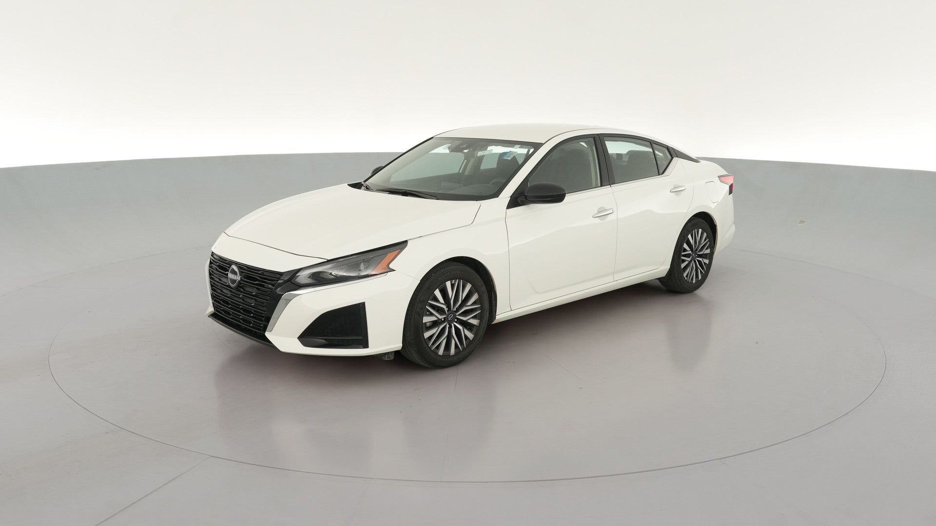 2025 Nissan Altima vehicle photo