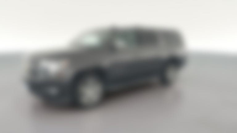 2018 Chevrolet Suburban vehicle photo
