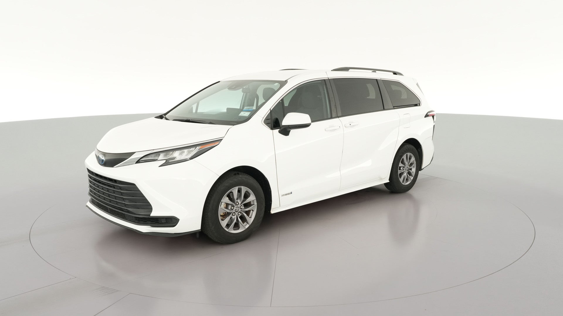 2021 Toyota Sienna vehicle photo
