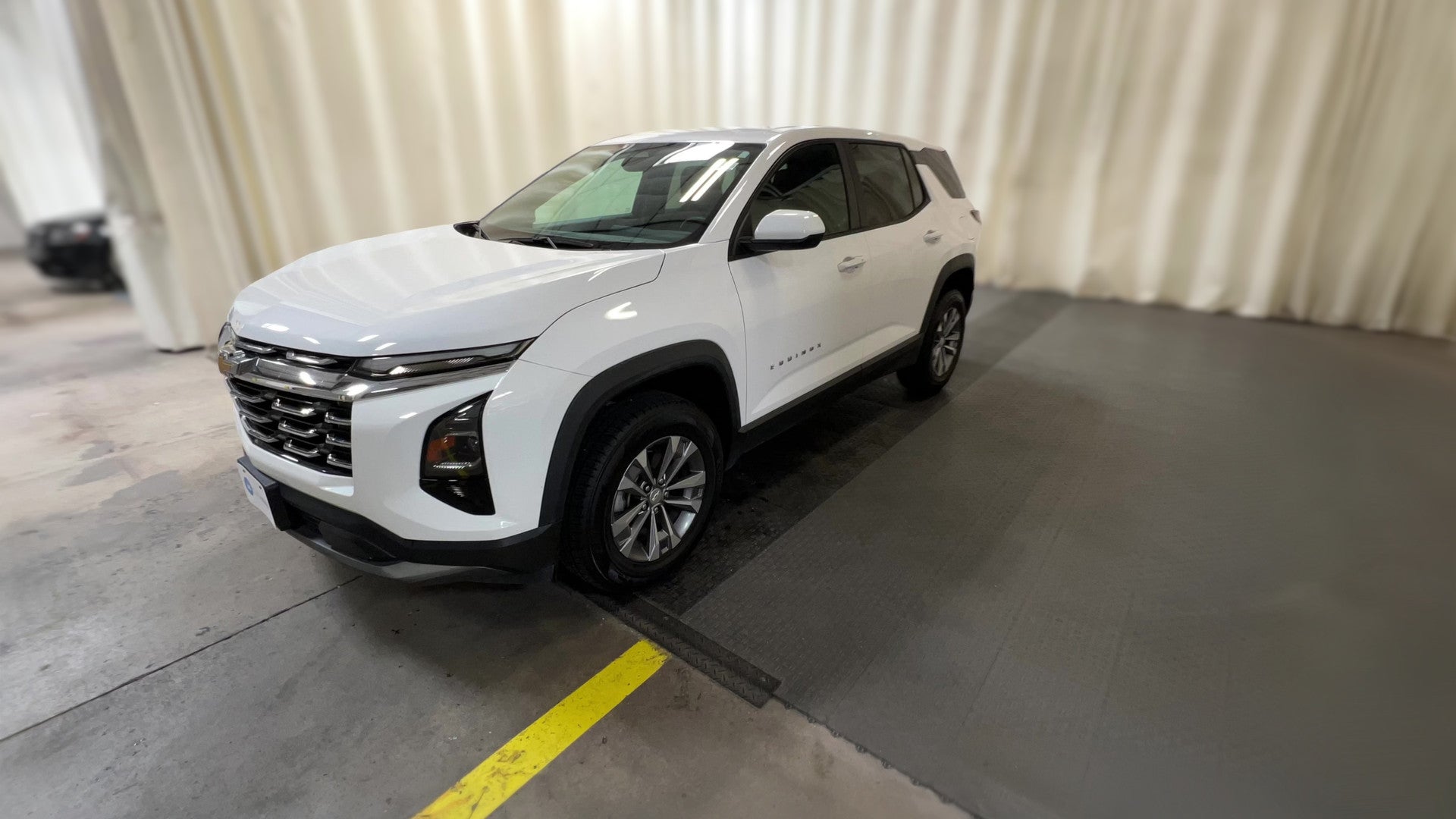 2025 Chevrolet Equinox vehicle photo