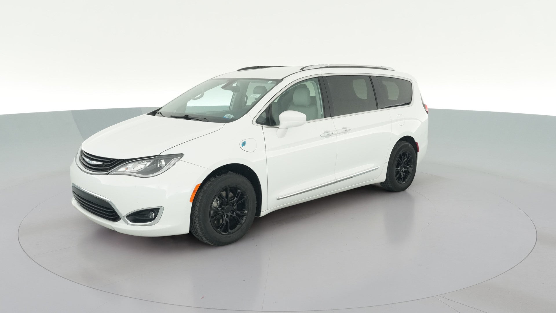 2019 Chrysler Pacifica Hybrid vehicle photo