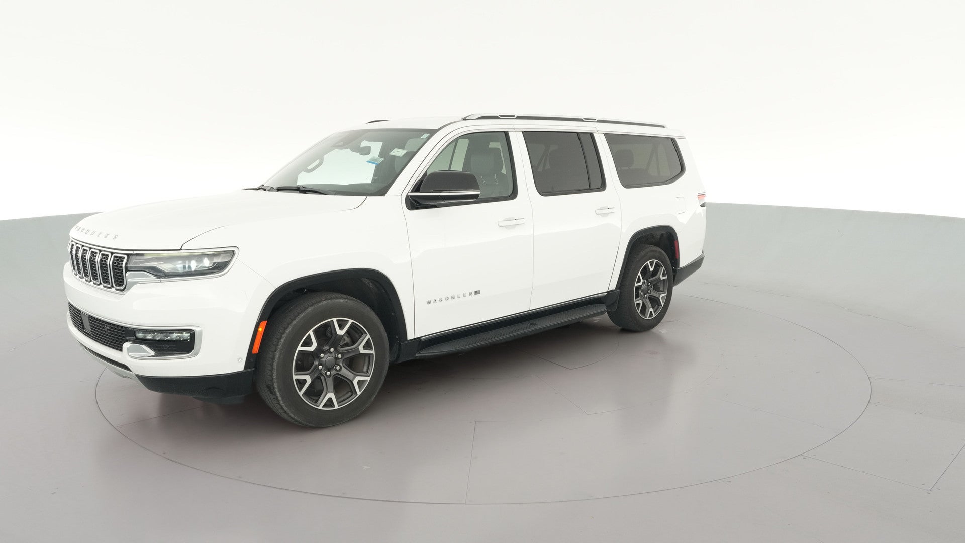 2023 Jeep Wagoneer L vehicle photo