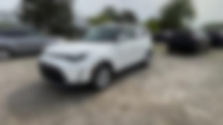 2025 Kia Soul vehicle photo