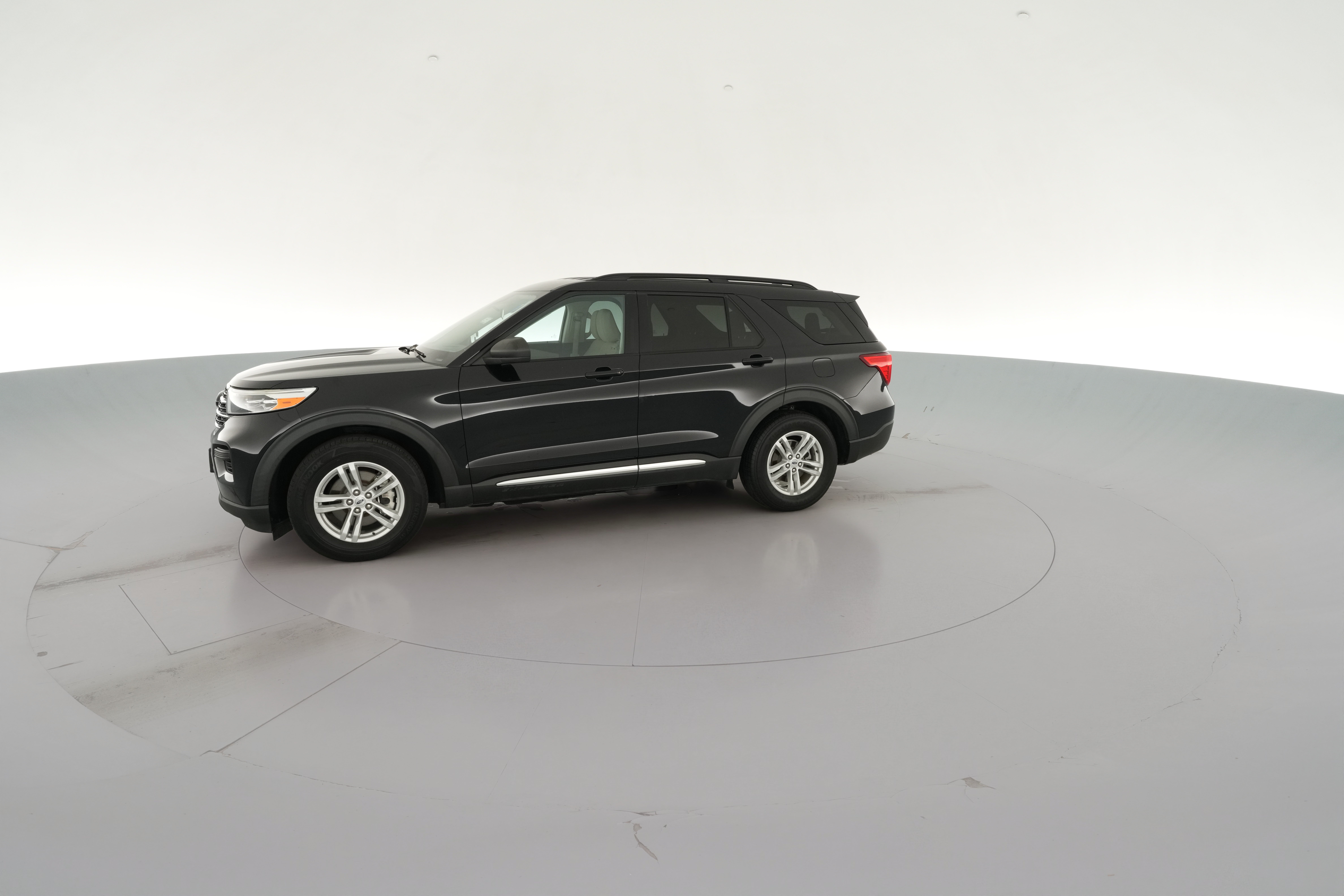 2021 Ford Explorer XLT - Photo 44