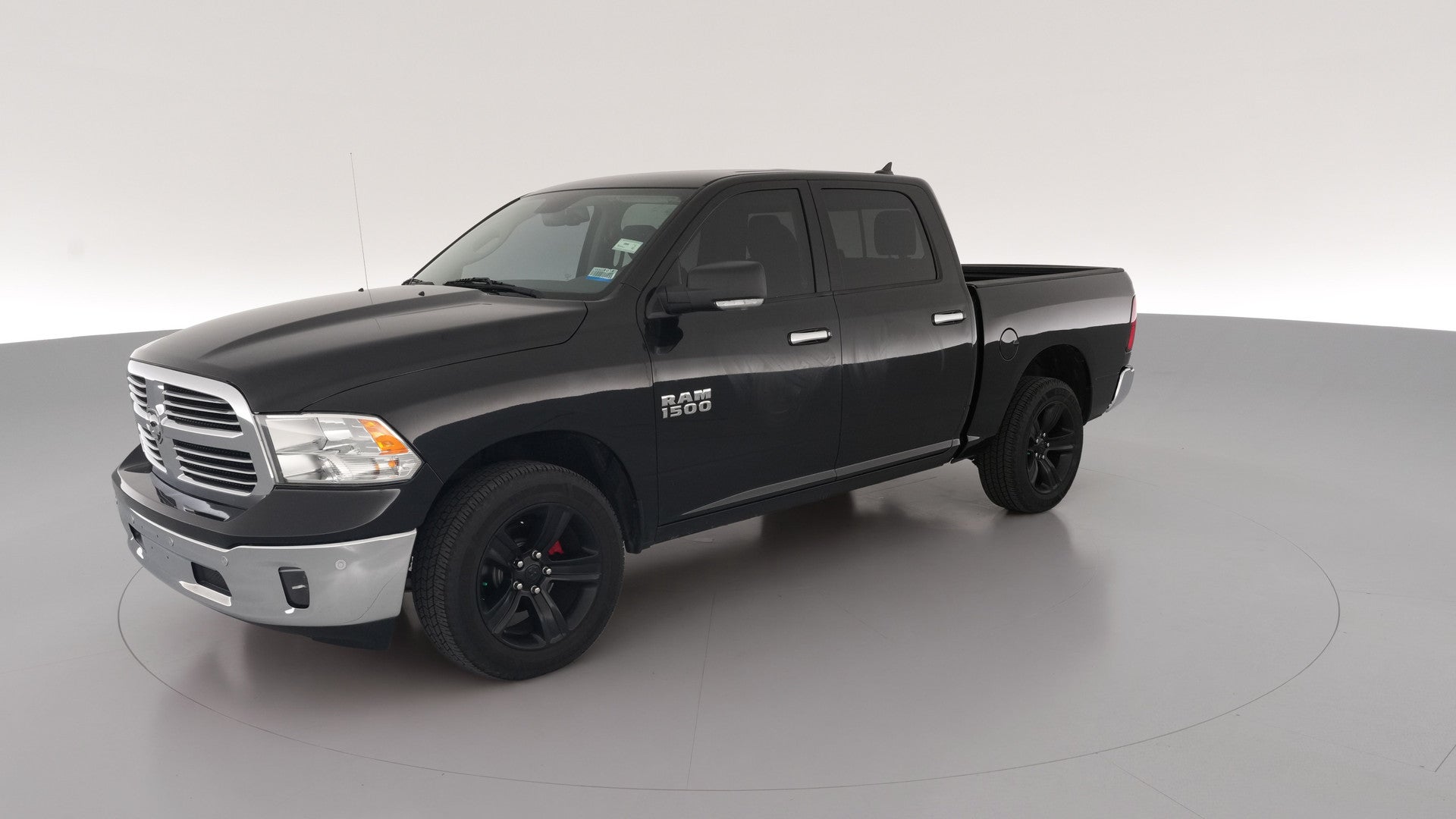 2018 Ram 1500 Crew Cab vehicle photo