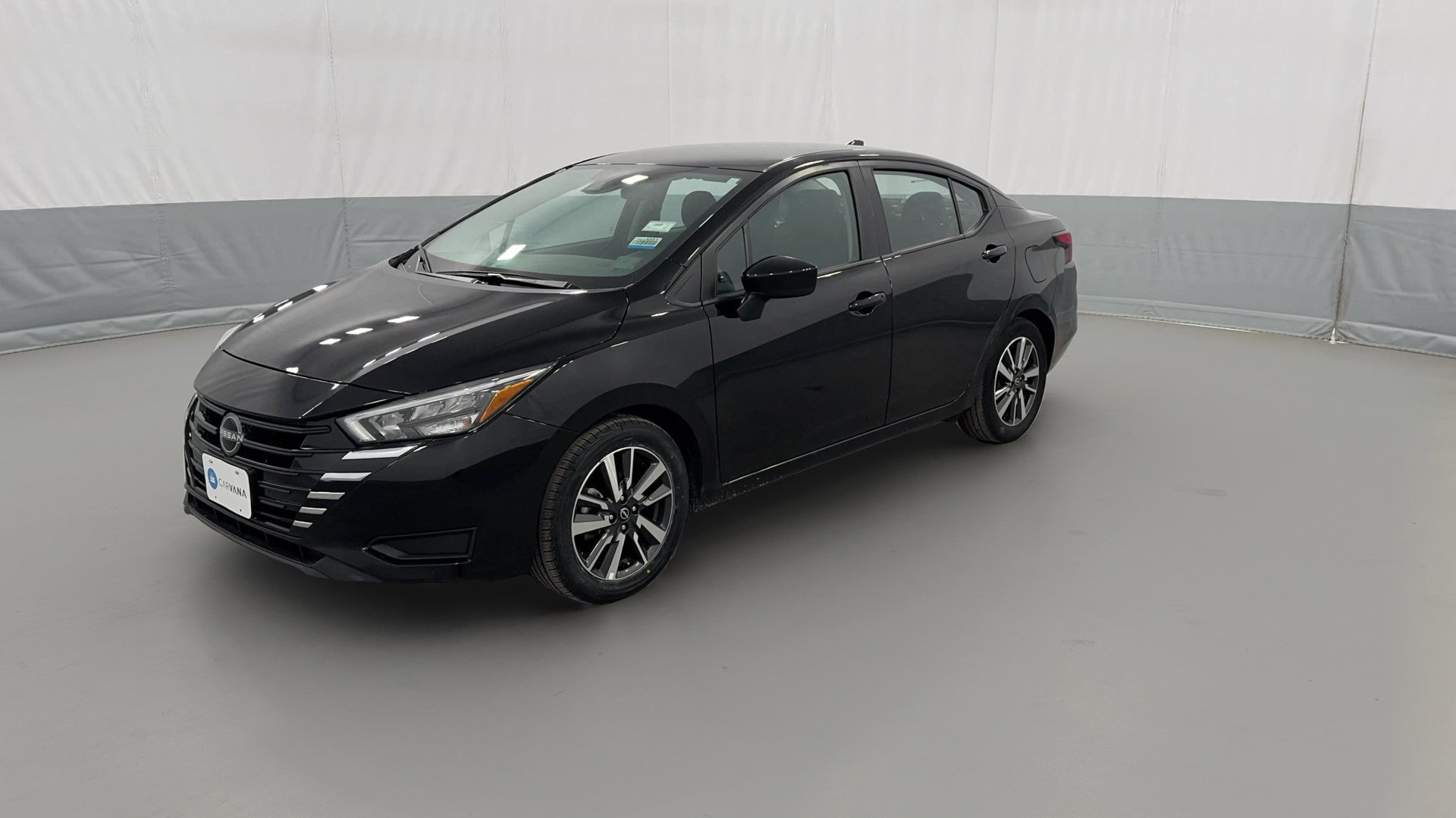 2025 Nissan Versa vehicle photo