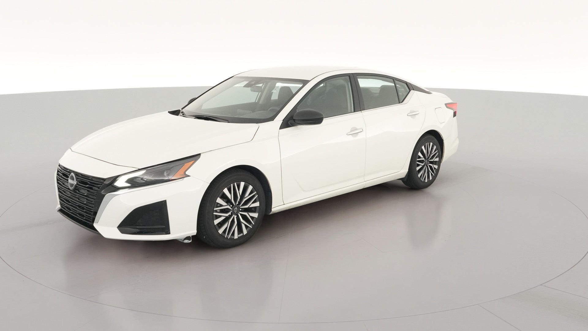 2025 Nissan Altima vehicle photo