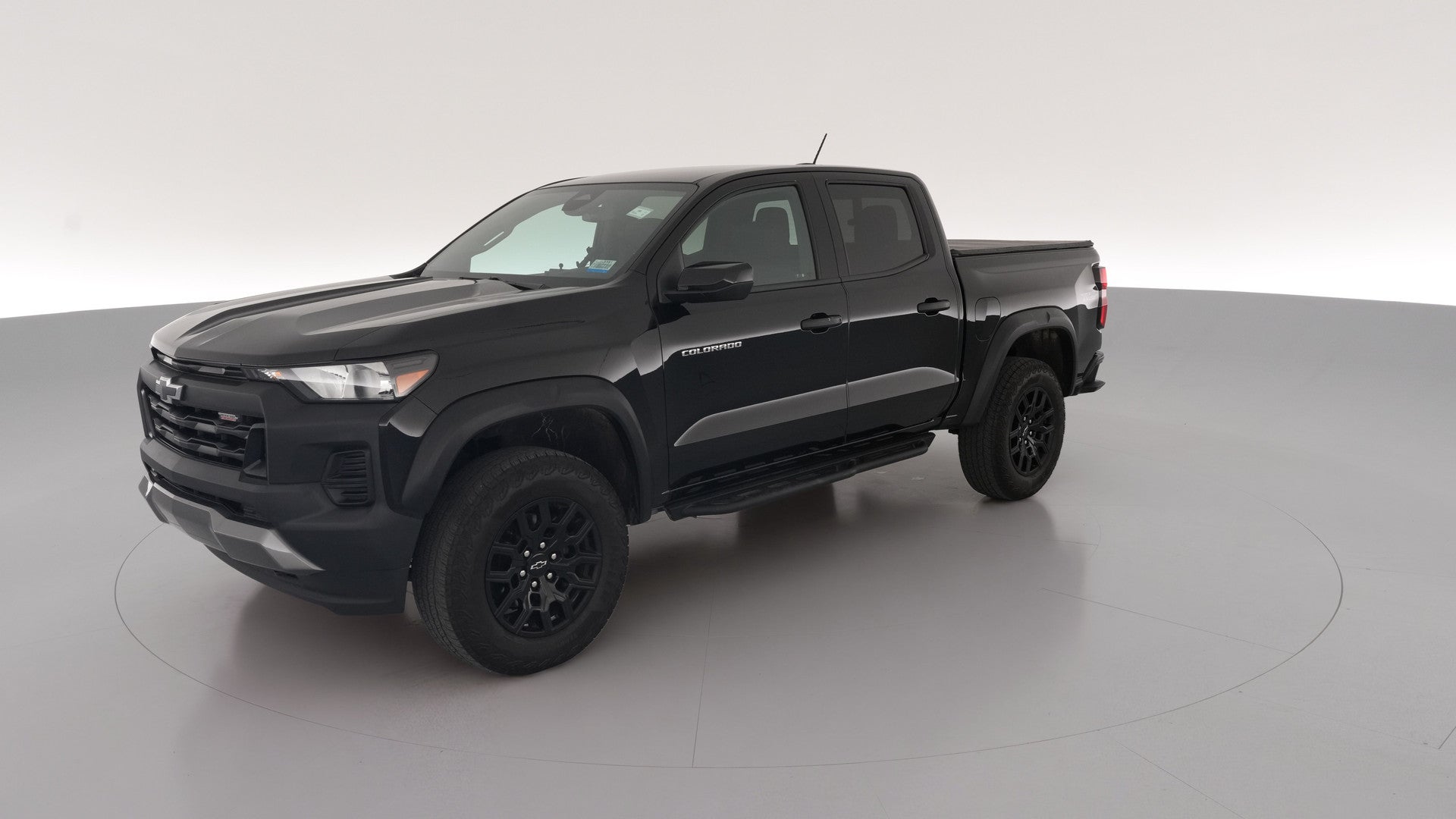 2024 Chevrolet Colorado Crew Cab vehicle photo