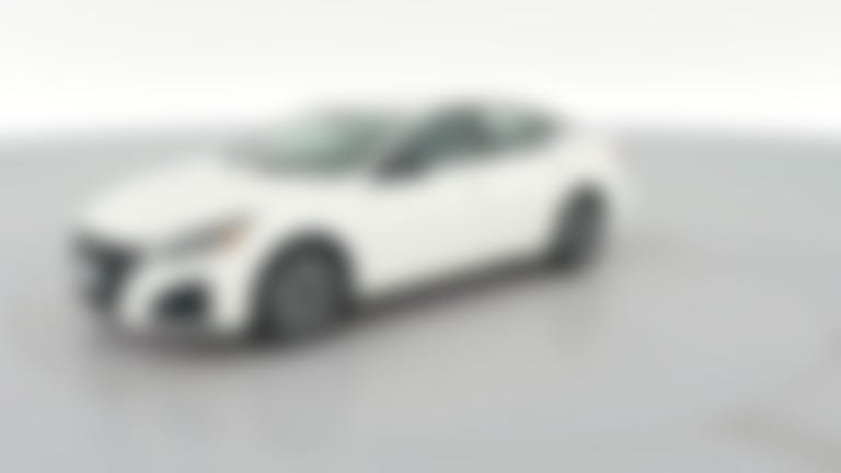2025 Nissan Altima vehicle photo