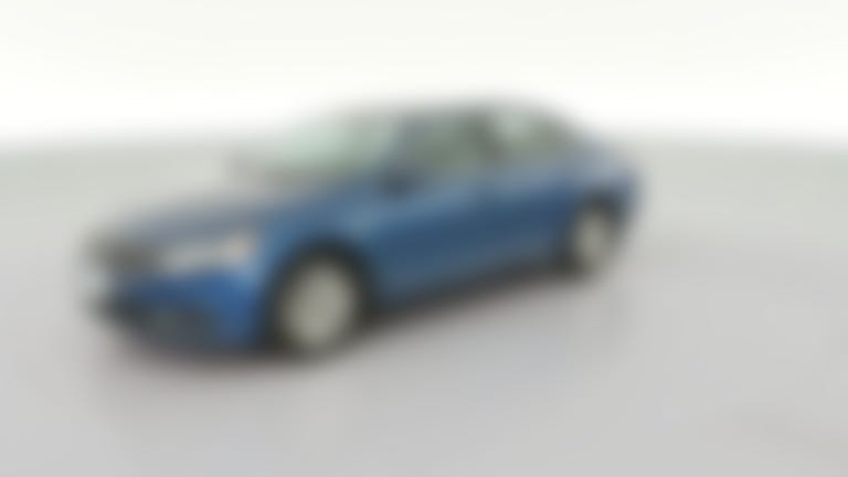 2017 Volkswagen Passat vehicle photo