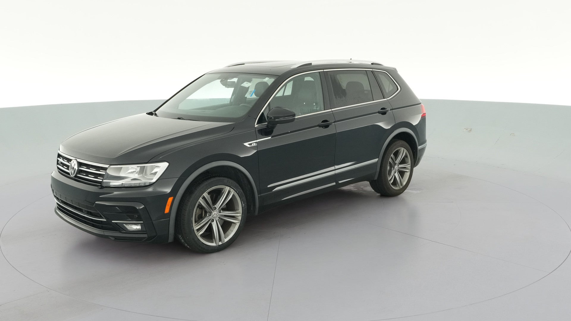 2018 Volkswagen Tiguan vehicle photo