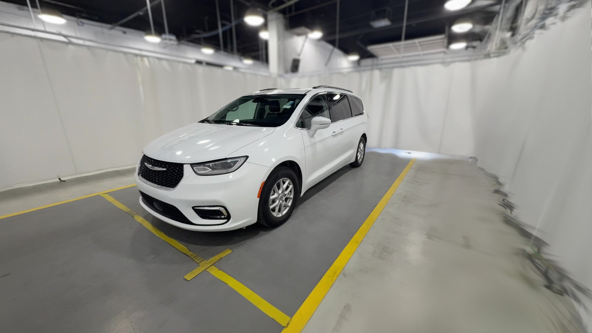 2022 Chrysler Pacifica vehicle photo